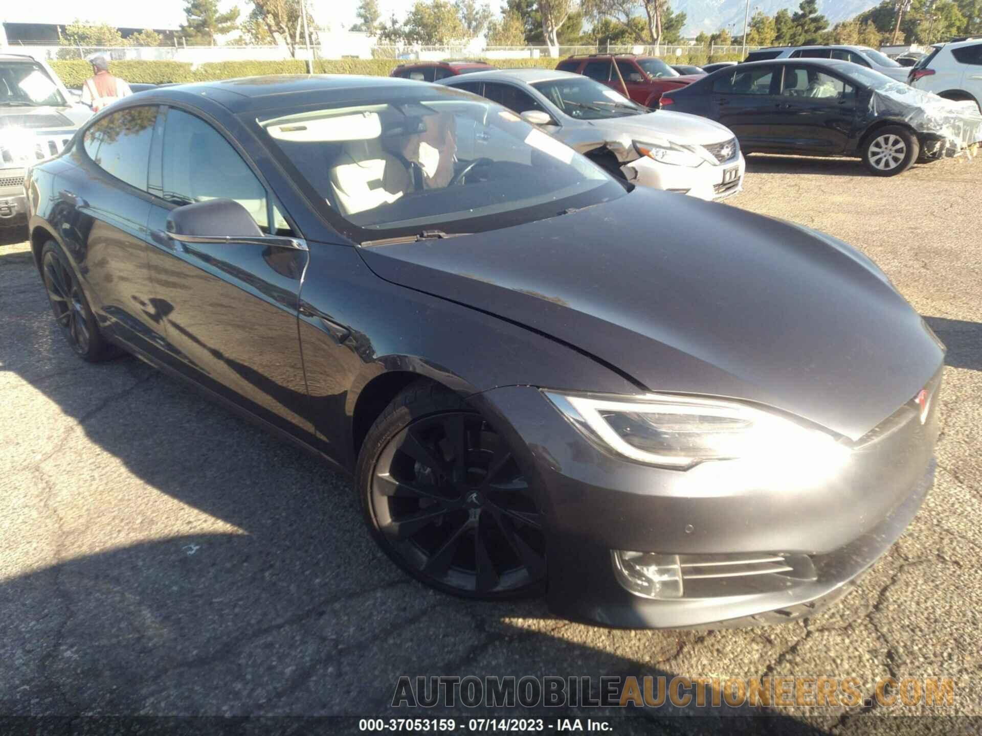 5YJSA1E24JF248065 TESLA MODEL S 2018