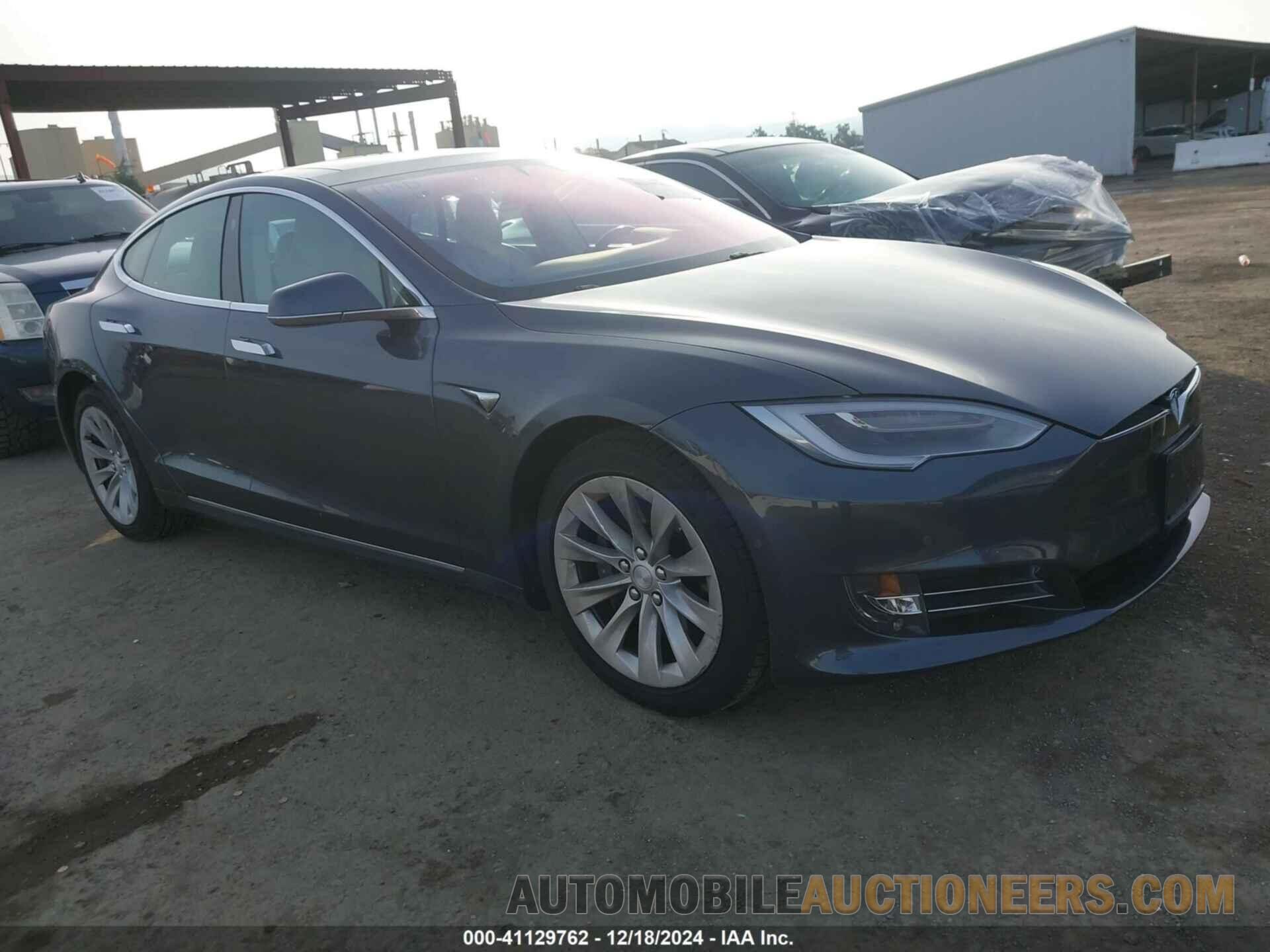 5YJSA1E24JF258465 TESLA MODEL S 2018