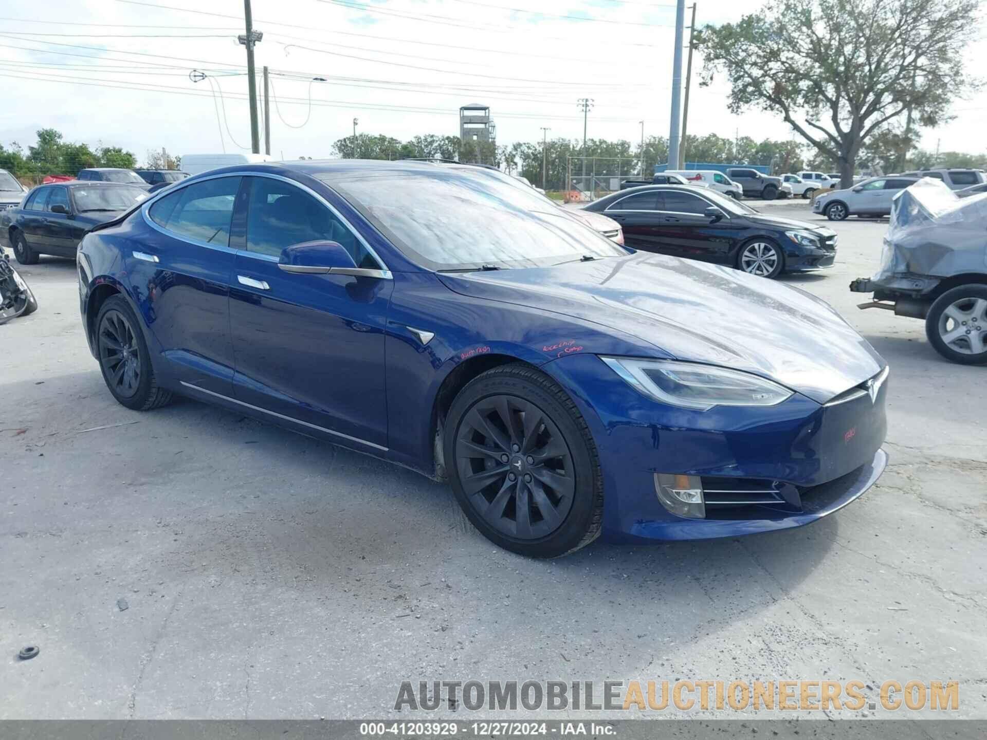 5YJSA1E24JF275735 TESLA MODEL S 2018