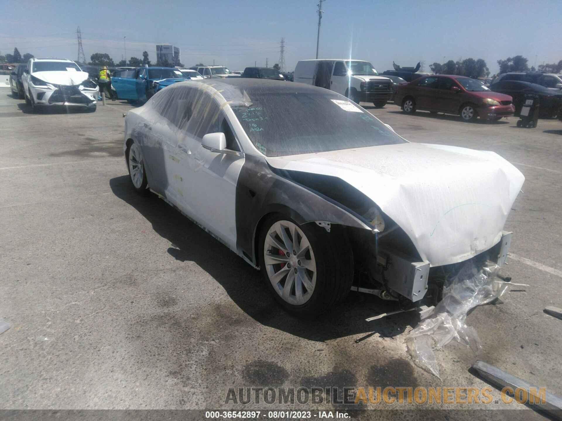 5YJSA1E24JF281082 TESLA MODEL S 2018