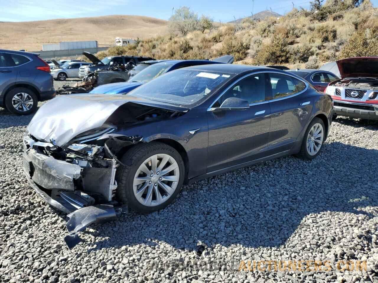 5YJSA1E24JF293586 TESLA MODEL S 2018