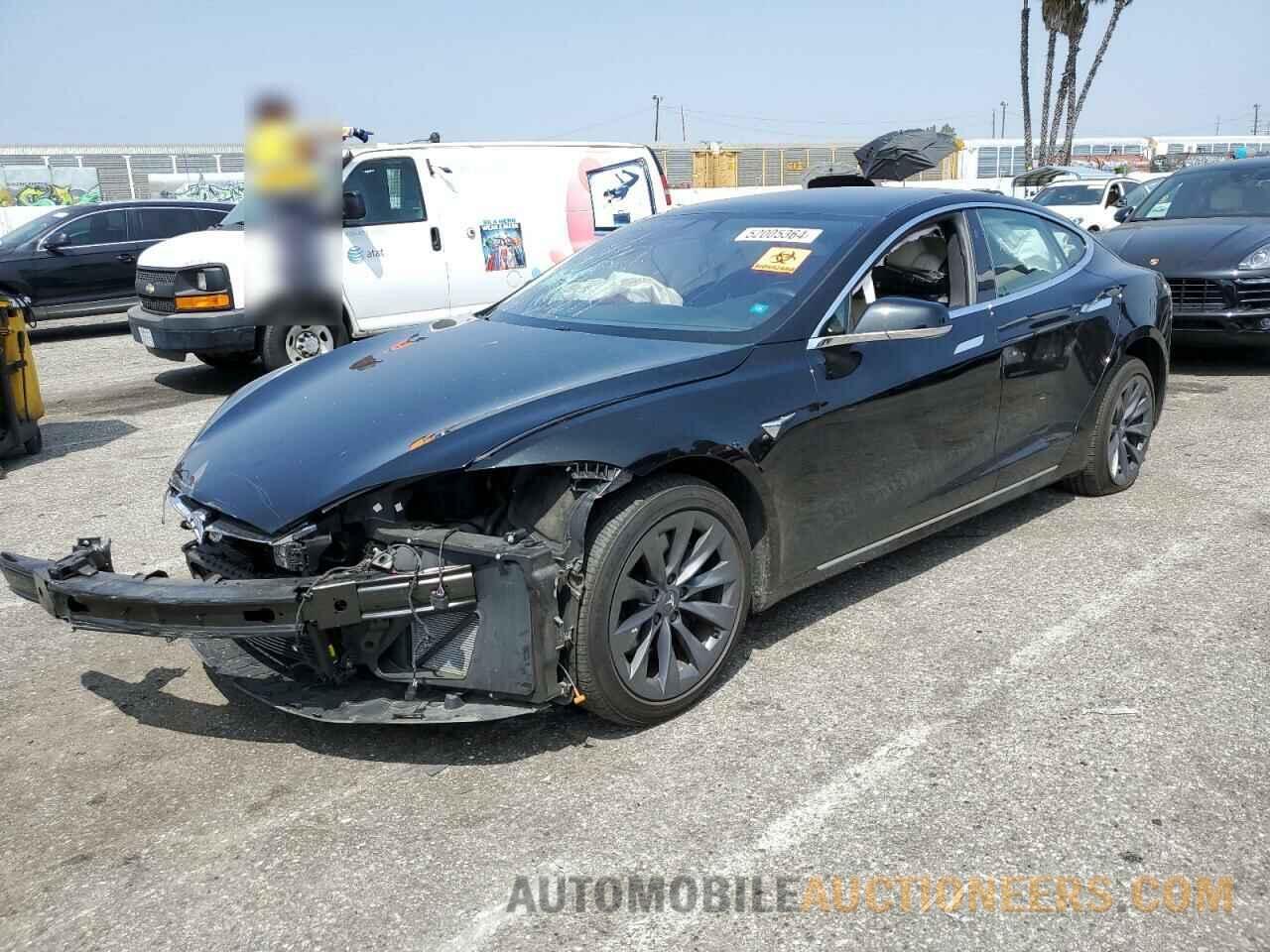 5YJSA1E24LF359377 TESLA MODEL S 2020