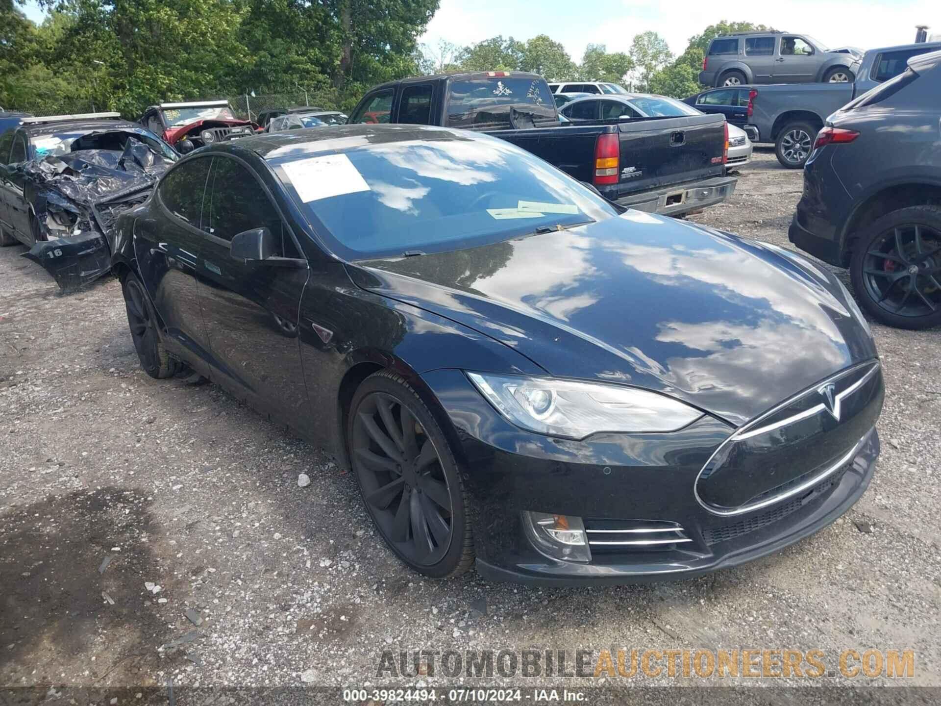 5YJSA1E25FF106136 TESLA MODEL S 2015