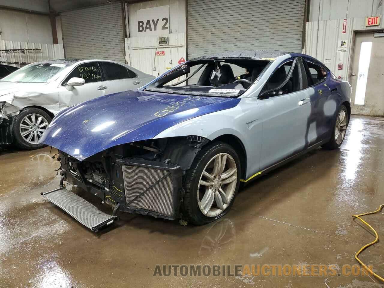 5YJSA1E25FF109733 TESLA MODEL S 2015