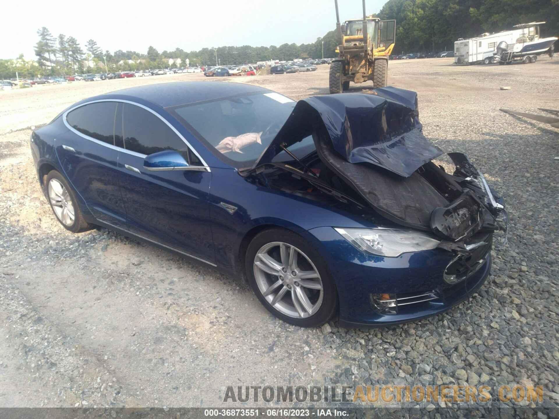 5YJSA1E25FF118576 TESLA MODEL S 2015