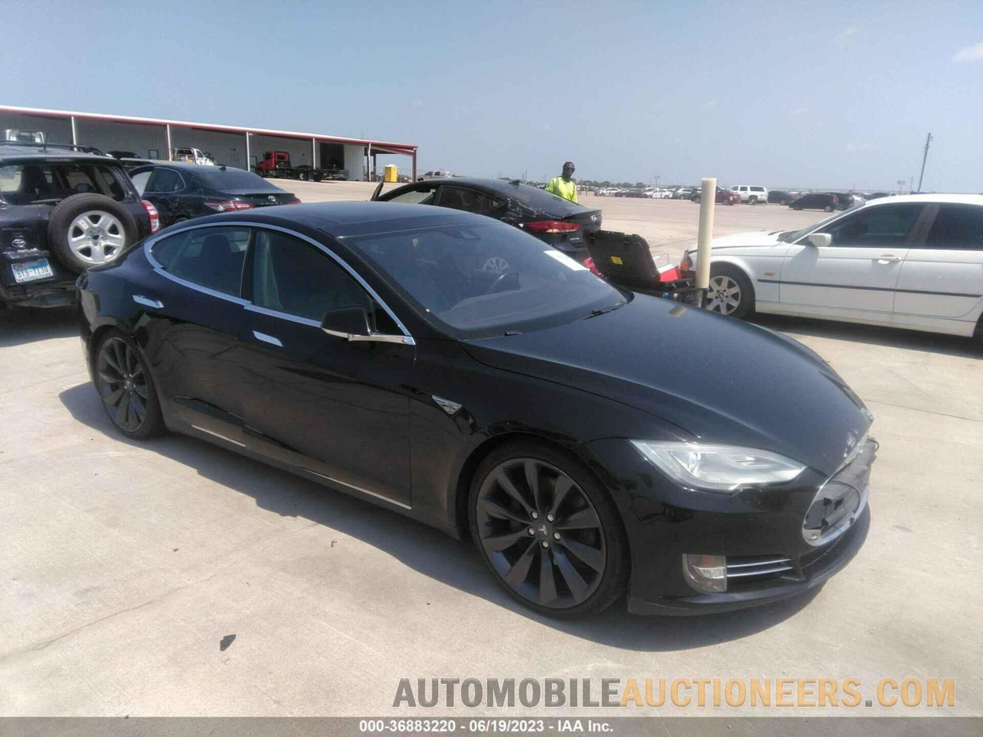 5YJSA1E25GF127859 TESLA MODEL S 2016