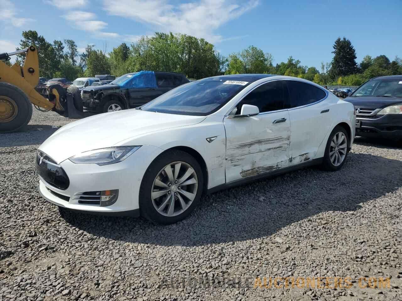 5YJSA1E25GF128560 TESLA MODEL S 2016