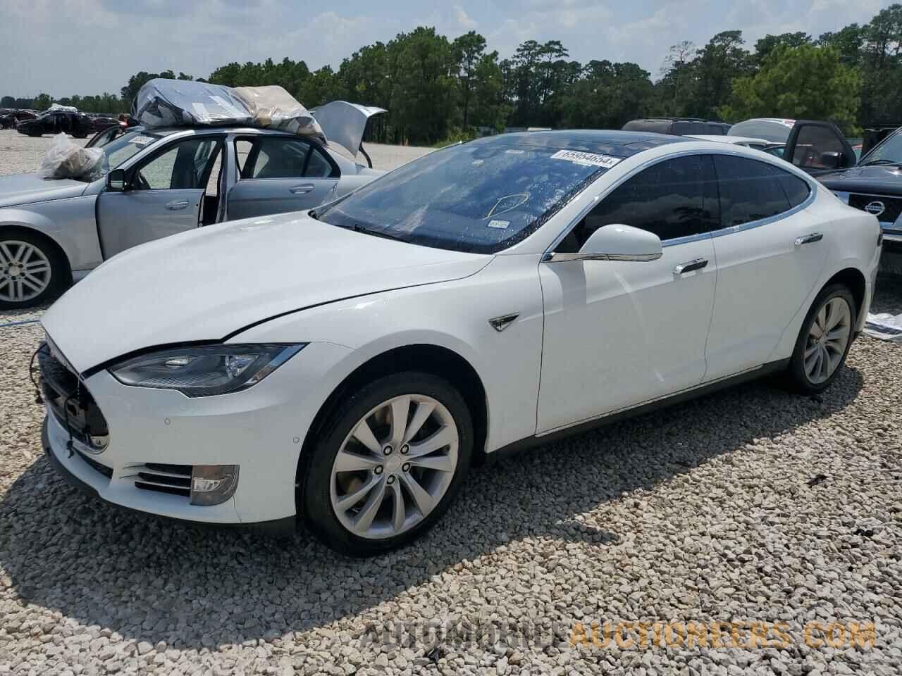 5YJSA1E25GF132639 TESLA MODEL S 2016