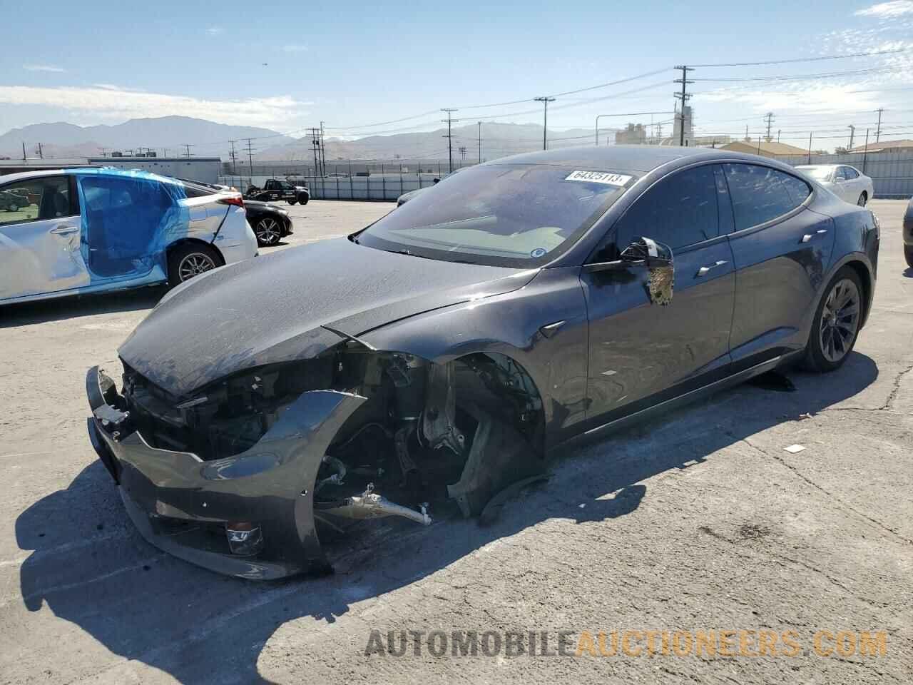 5YJSA1E25JF247944 TESLA MODEL S 2018