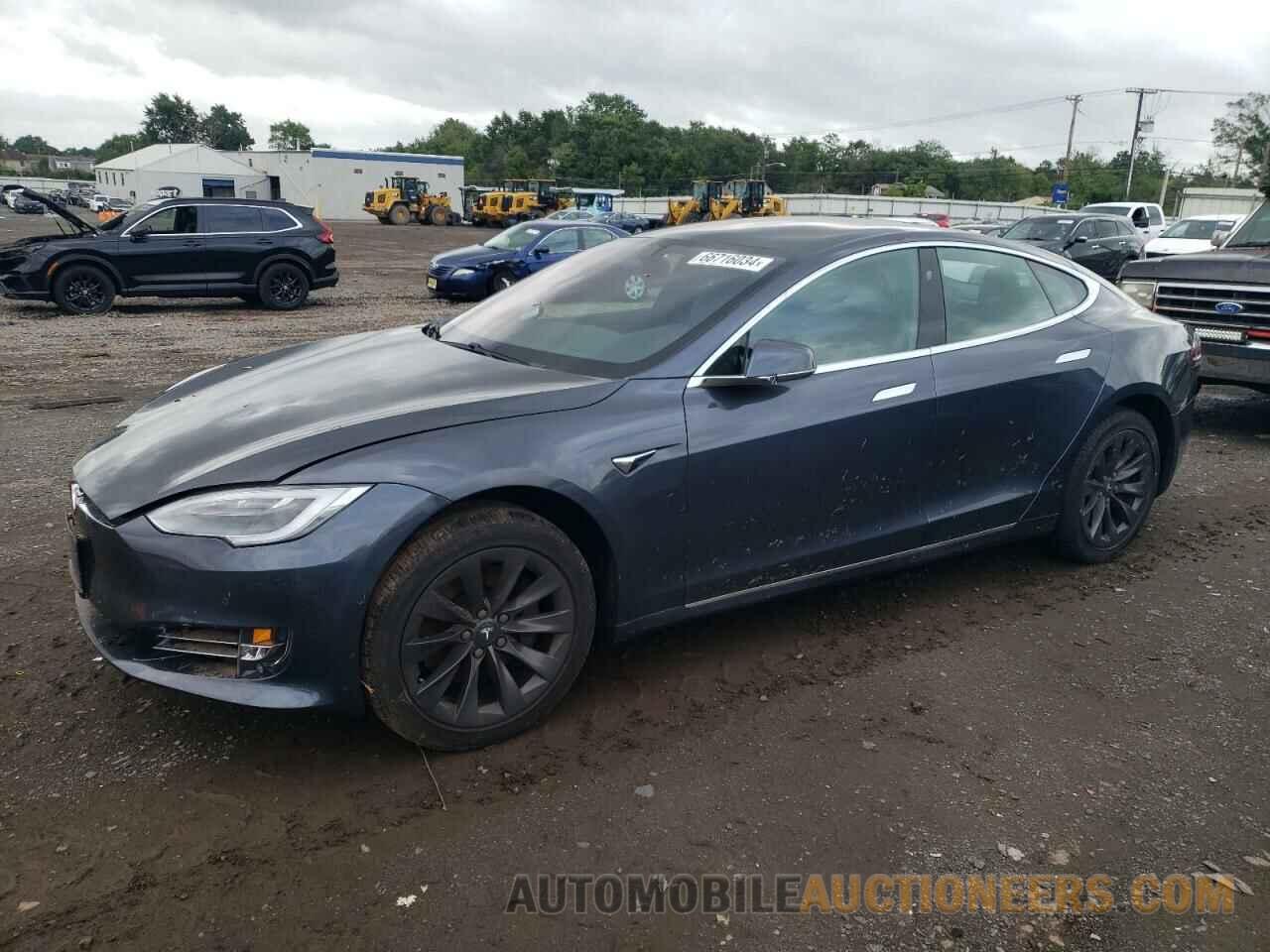 5YJSA1E25JF266588 TESLA MODEL S 2018