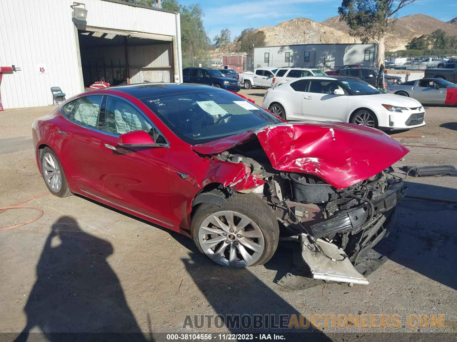 5YJSA1E25JF281740 TESLA MODEL S 2018