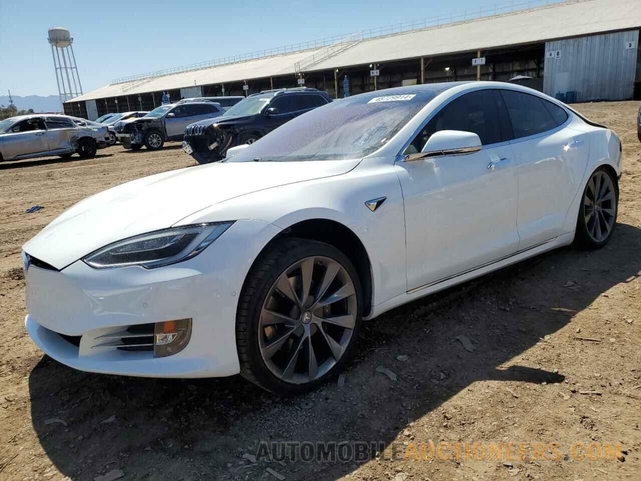 5YJSA1E25JF289045 TESLA MODEL S 2018