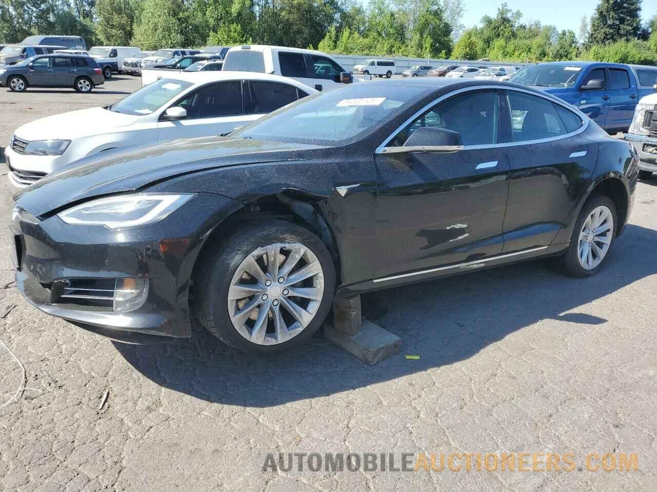 5YJSA1E25JF293788 TESLA MODEL S 2018