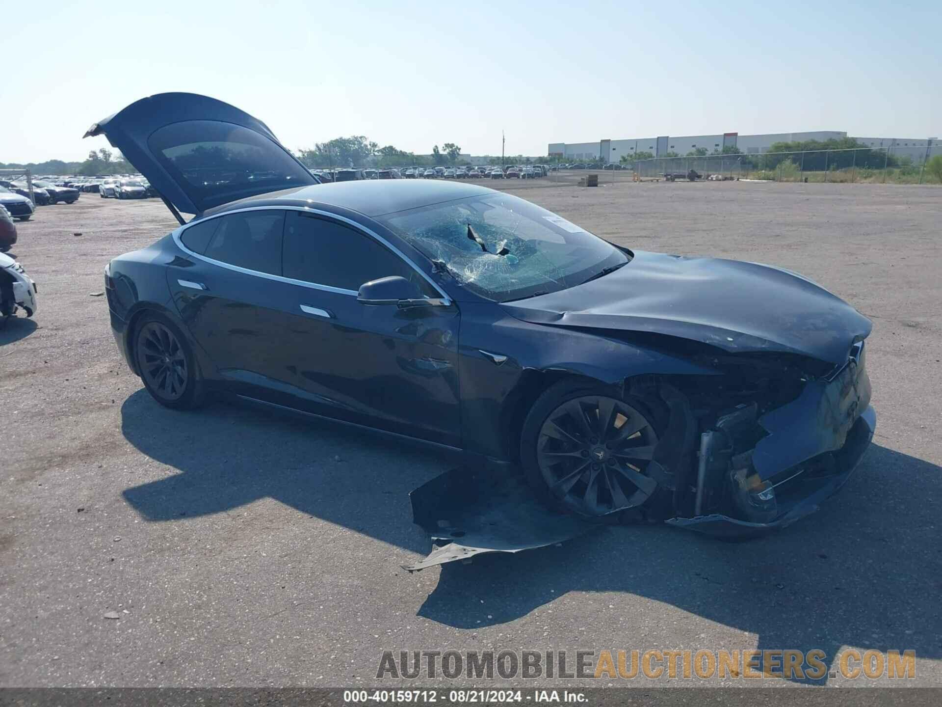 5YJSA1E25LF410823 TESLA MODEL S 2020