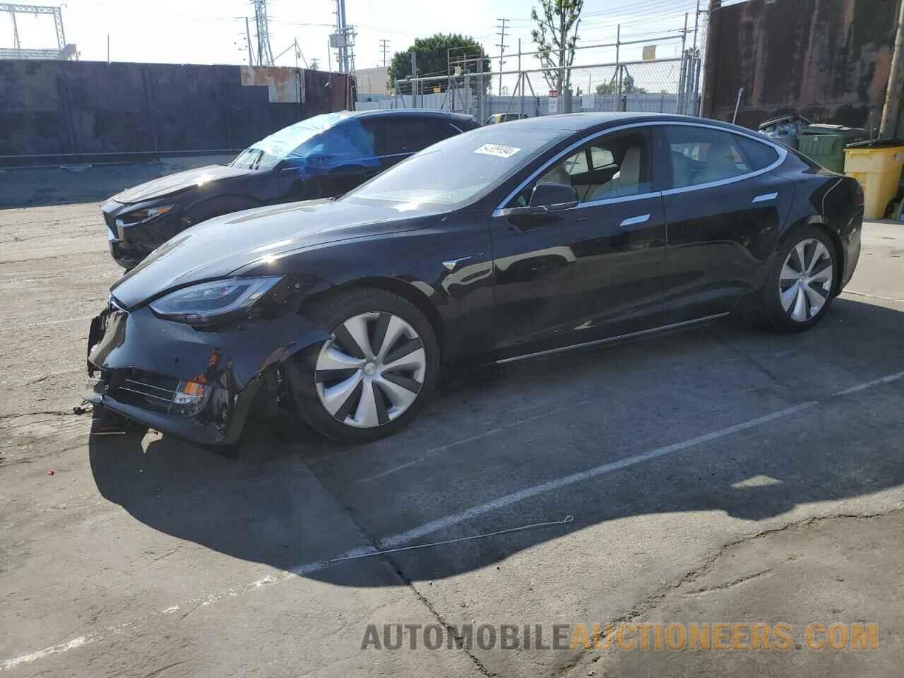 5YJSA1E25MF425968 TESLA MODEL S 2021