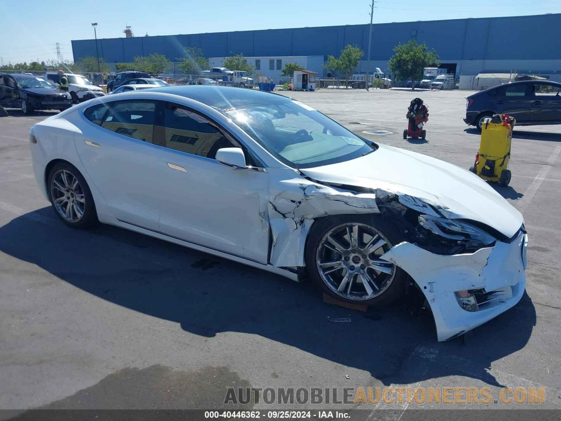 5YJSA1E25MF427686 TESLA MODEL S 2021