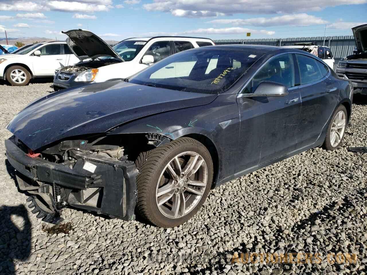 5YJSA1E26FF103956 TESLA MODEL S 2015