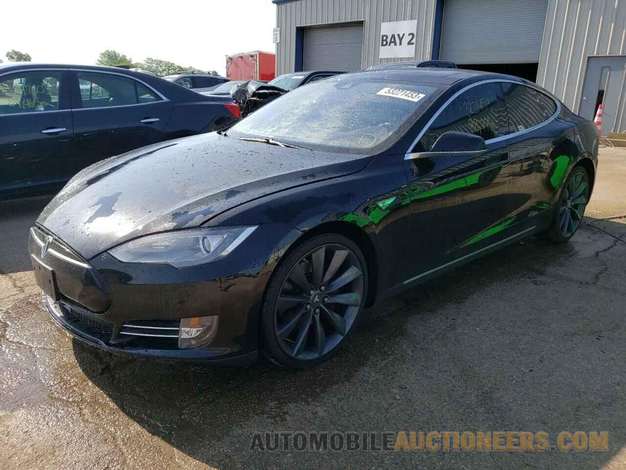 5YJSA1E26FF105836 TESLA MODEL S 2015