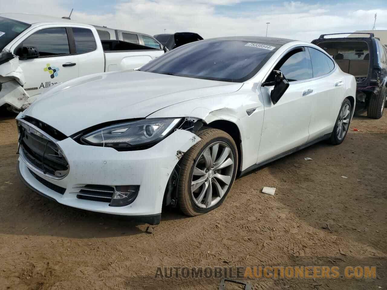 5YJSA1E26GF129460 TESLA MODEL S 2016