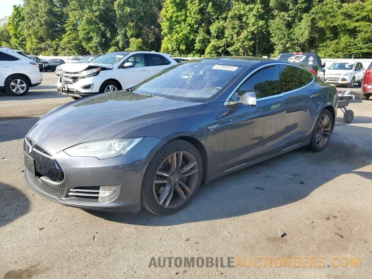 5YJSA1E26GF130723 TESLA MODEL S 2016