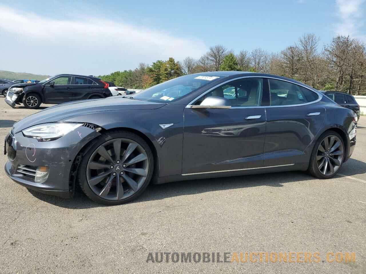 5YJSA1E26GF131998 TESLA MODEL S 2016