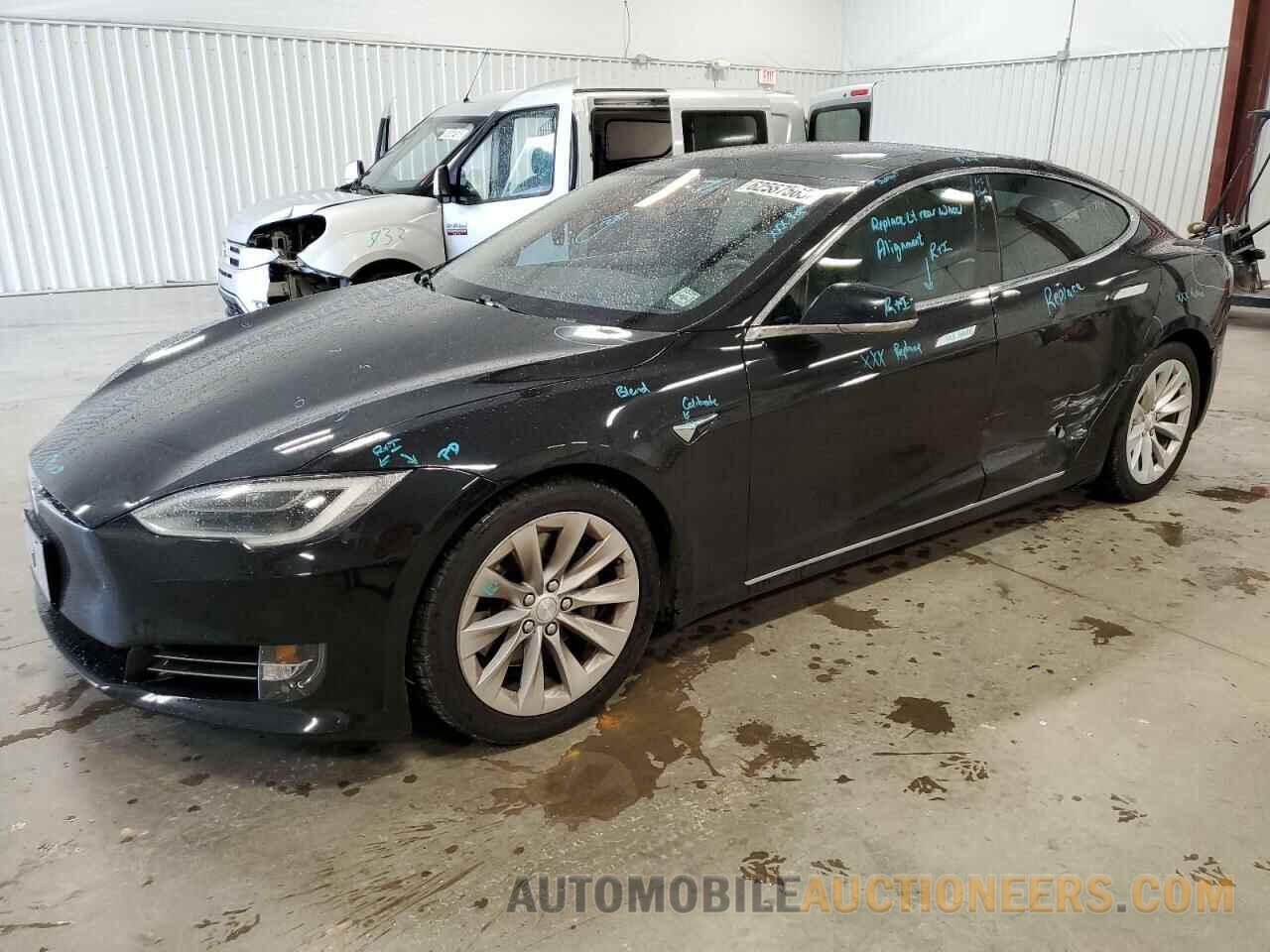 5YJSA1E26HF180555 TESLA MODEL S 2017