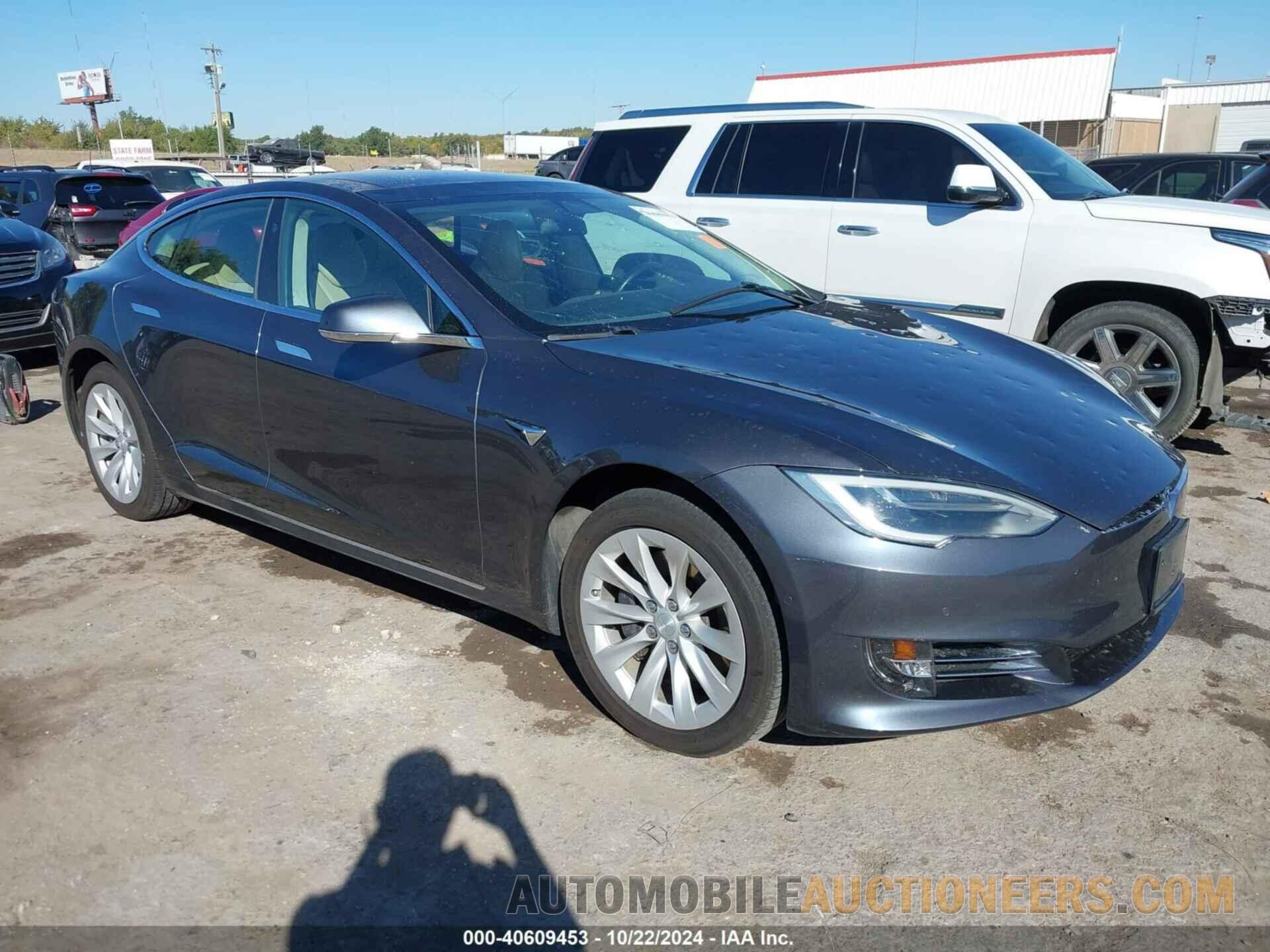 5YJSA1E26HF197310 TESLA MODEL S 2017