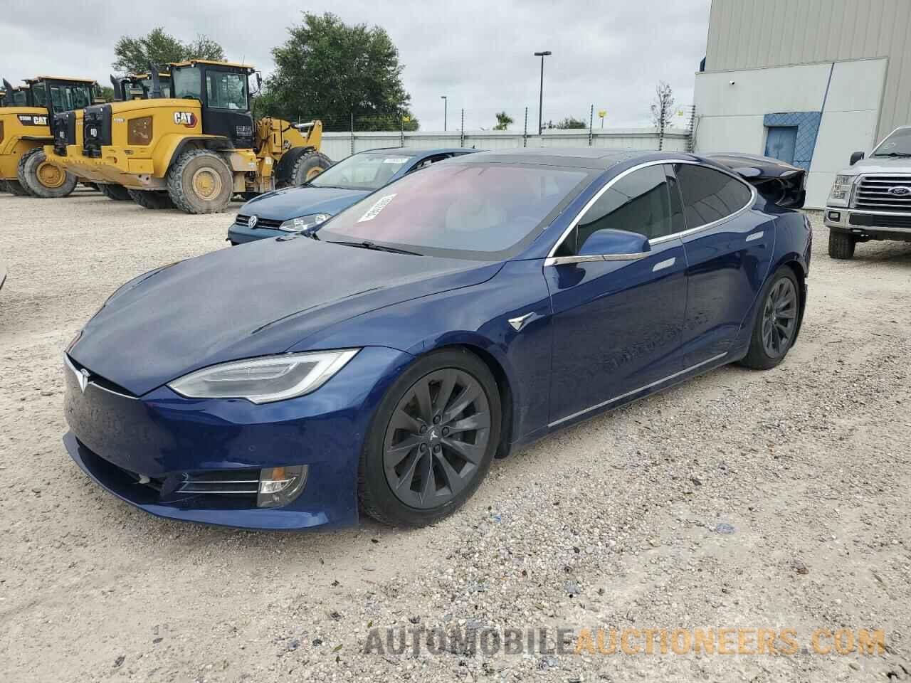 5YJSA1E26JF261402 TESLA MODEL S 2018