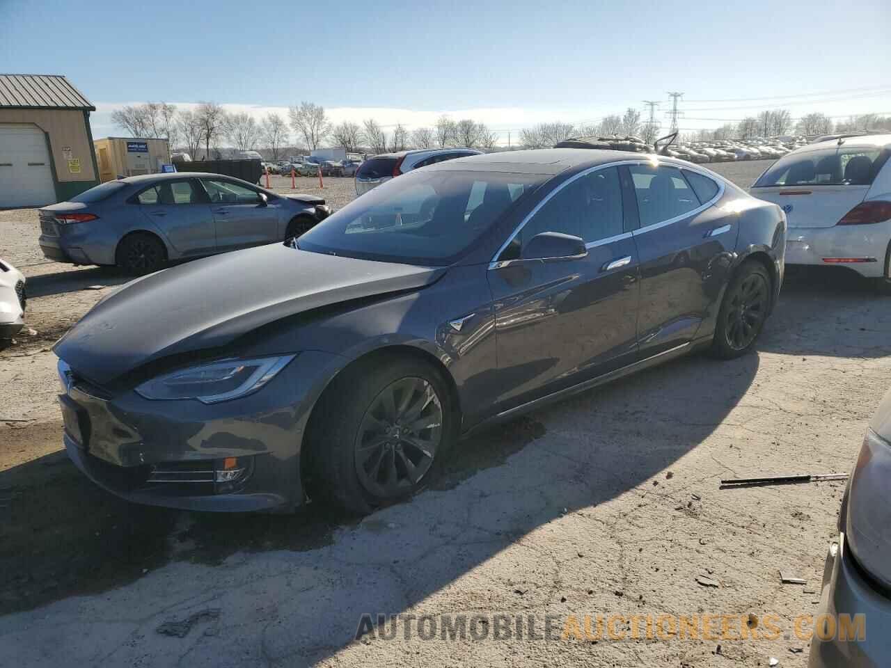 5YJSA1E26JF266485 TESLA MODEL S 2018