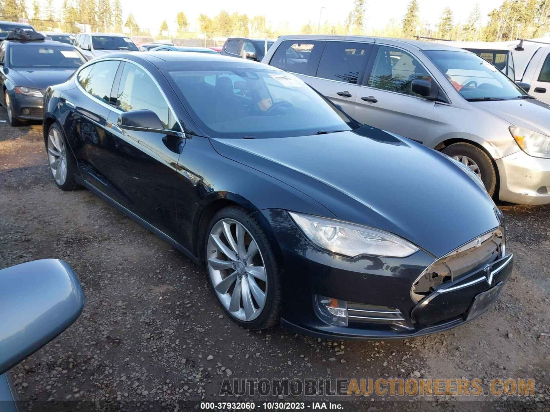 5YJSA1E27FF101181 TESLA MODEL S 2015