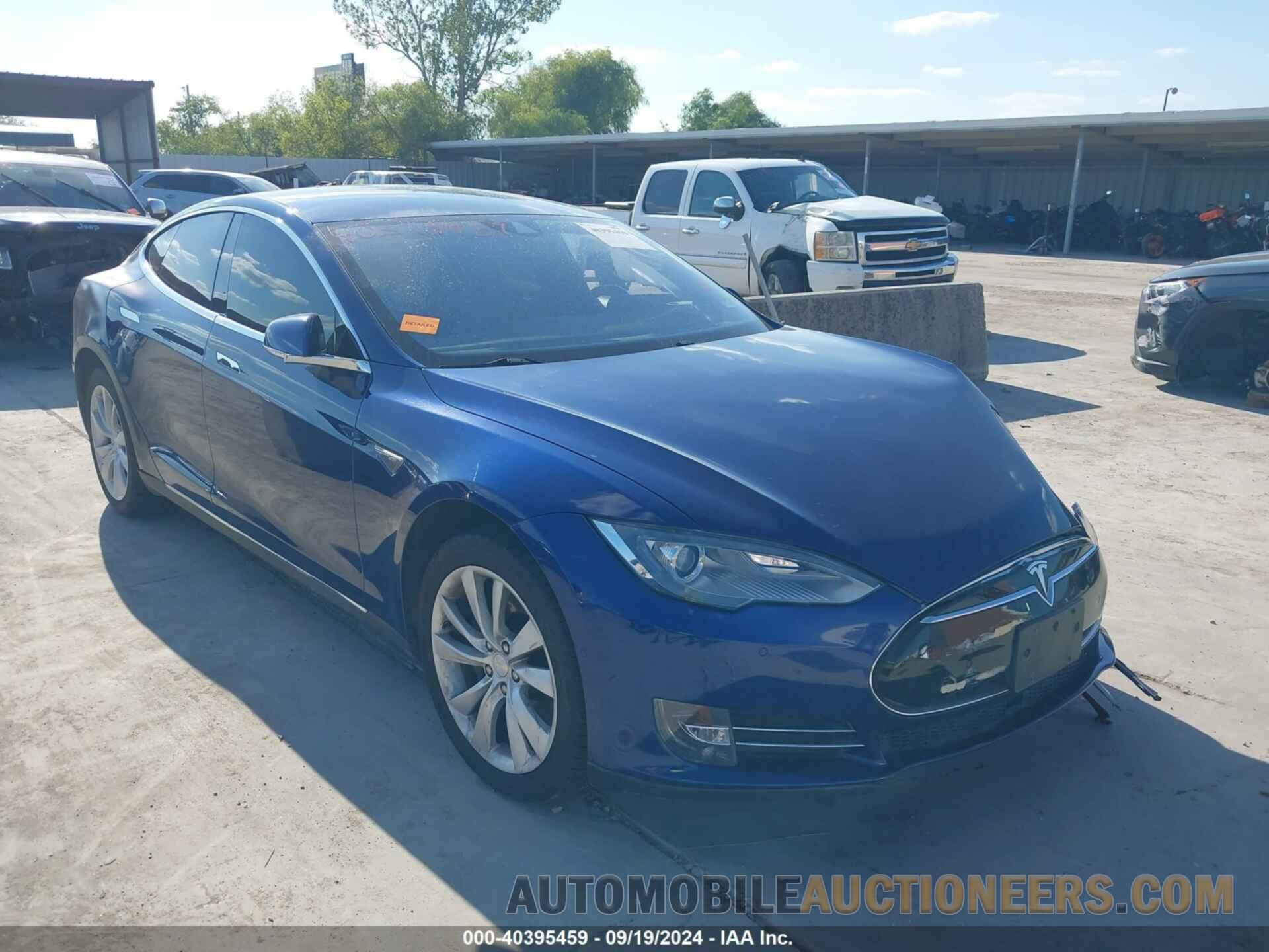 5YJSA1E27FF102105 TESLA MODEL S 2015