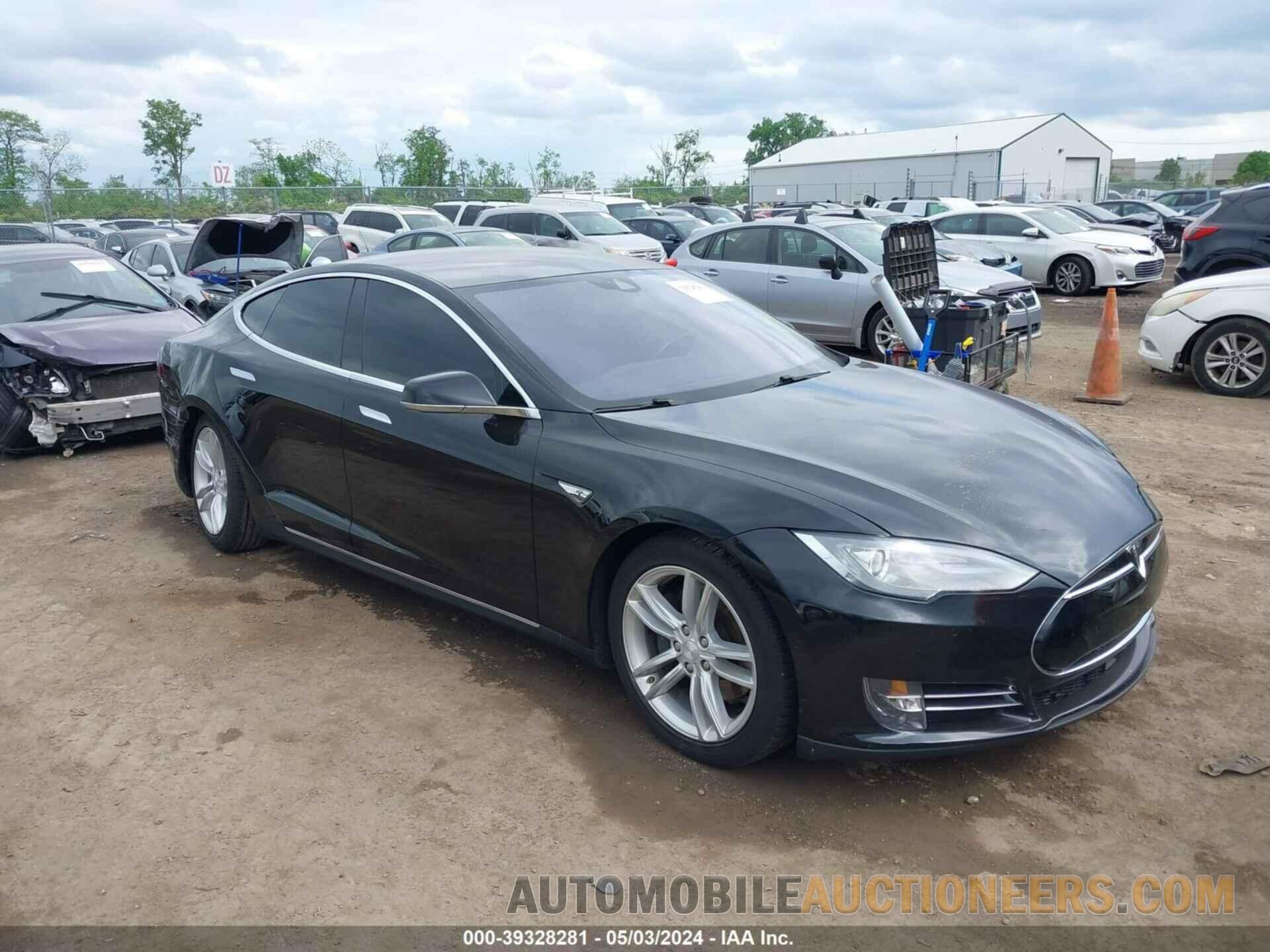 5YJSA1E27FF105344 TESLA MODEL S 2015