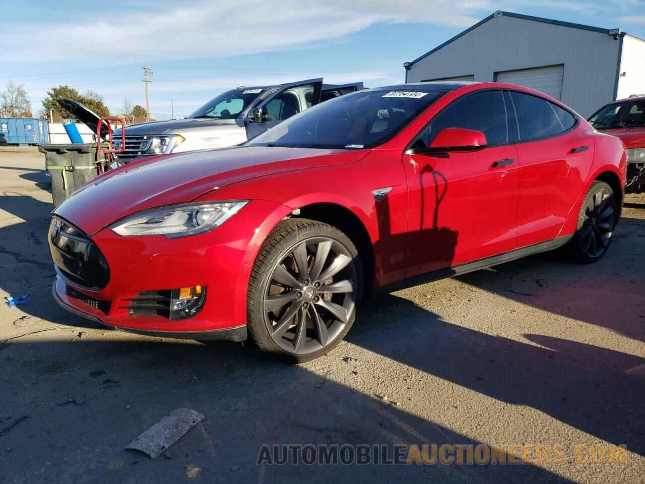 5YJSA1E27FF109541 TESLA MODEL S 2015