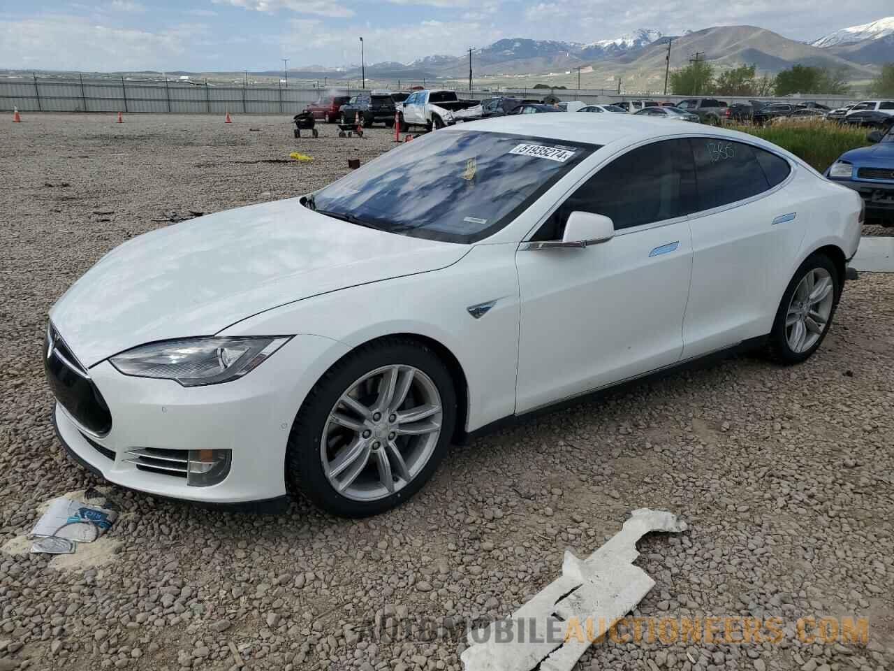 5YJSA1E27FF113931 TESLA MODEL S 2015