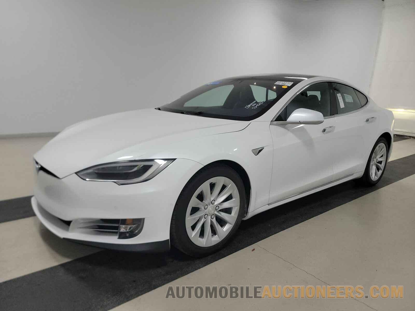 5YJSA1E27HF208752 Tesla Model S 2017