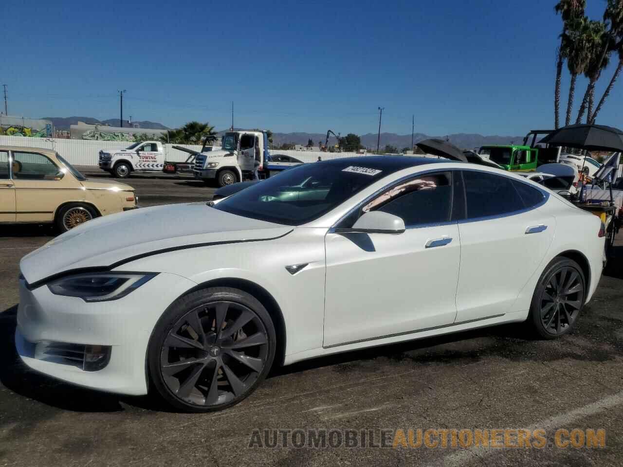 5YJSA1E27JF248092 TESLA MODEL S 2018