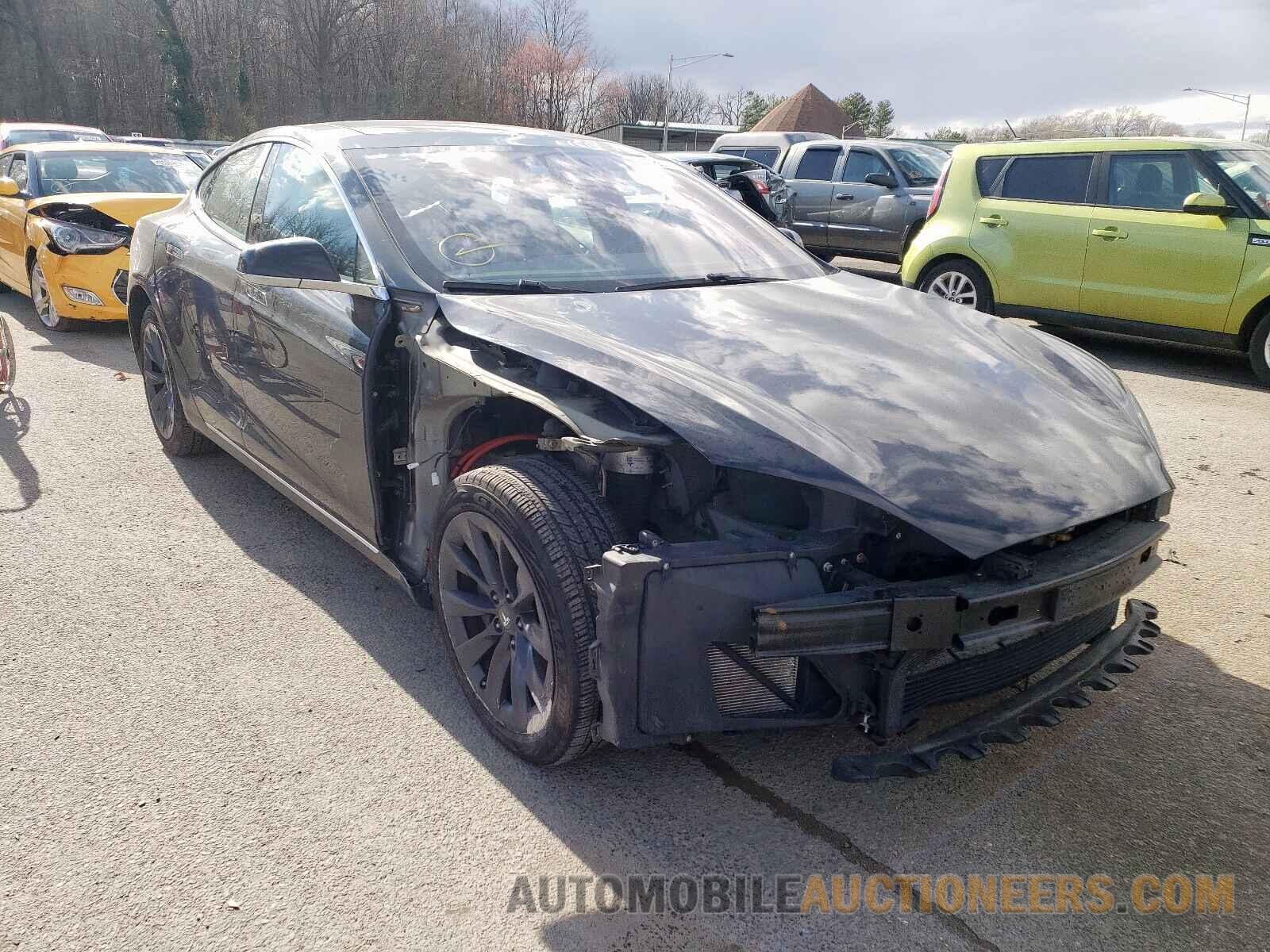 5YJSA1E27JF262607 TESLA MODEL S 2018