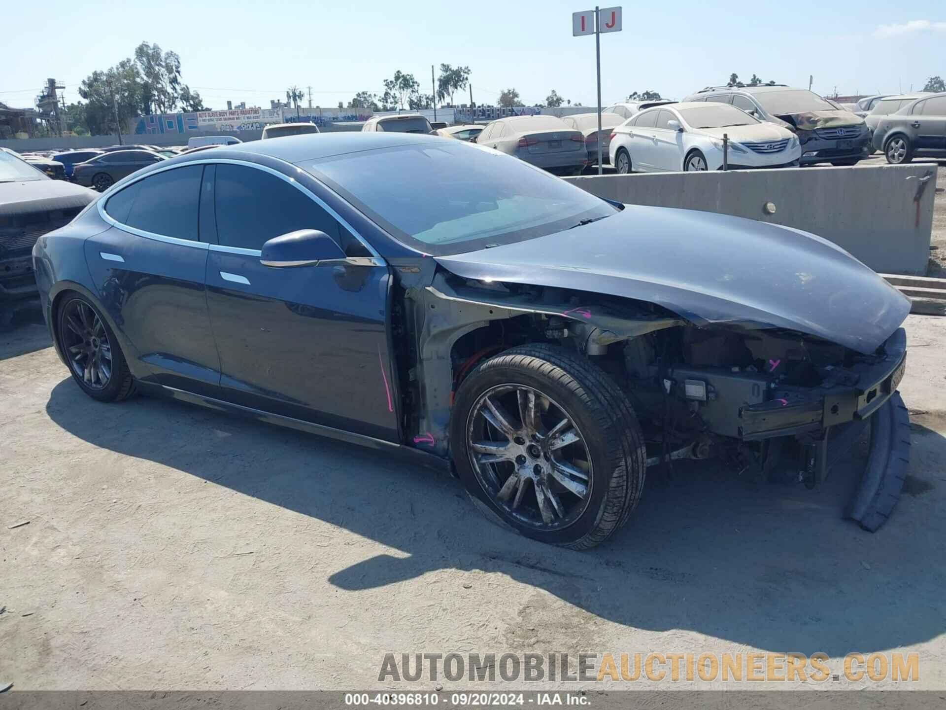 5YJSA1E27LF396844 TESLA MODEL S 2020