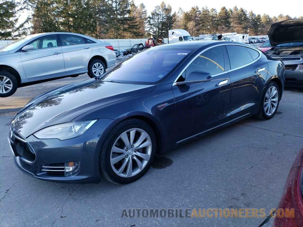 5YJSA1E28FF105496 TESLA MODEL S 2015