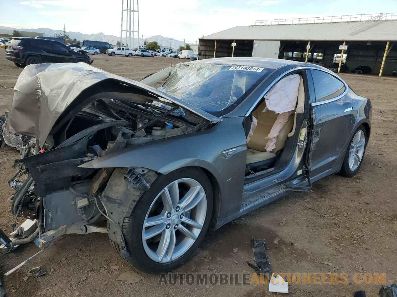 5YJSA1E28FF117308 TESLA MODEL S 2015