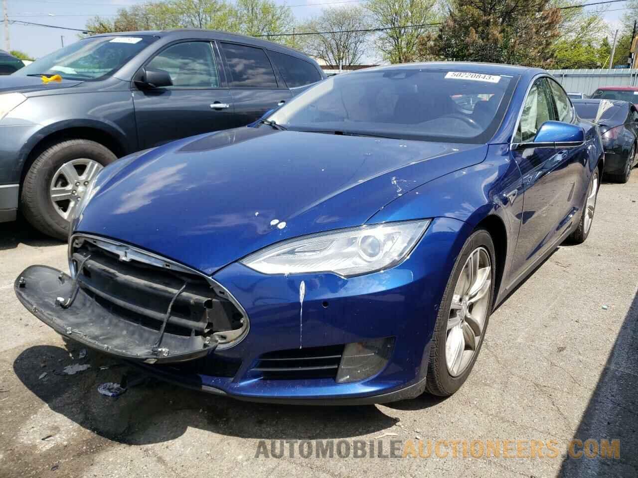 5YJSA1E28FF118961 TESLA MODEL S 2015