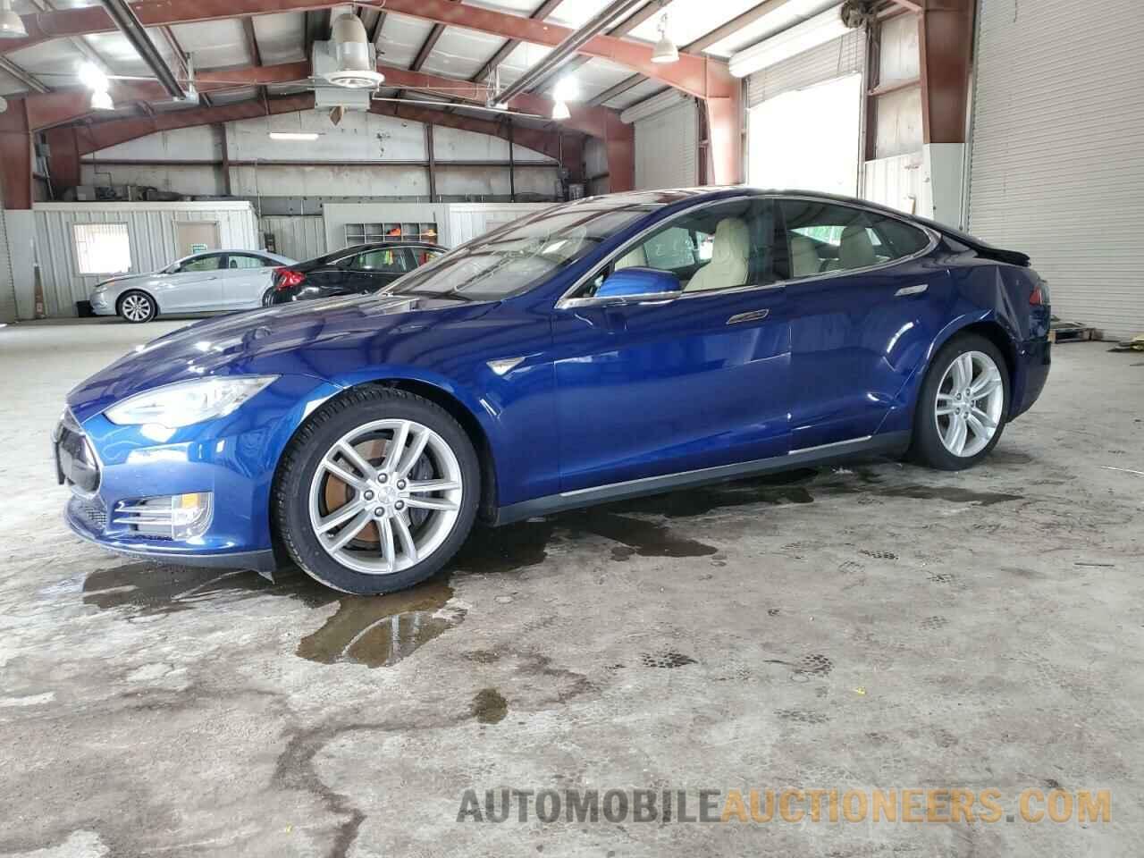 5YJSA1E28GF128925 TESLA MODEL S 2016