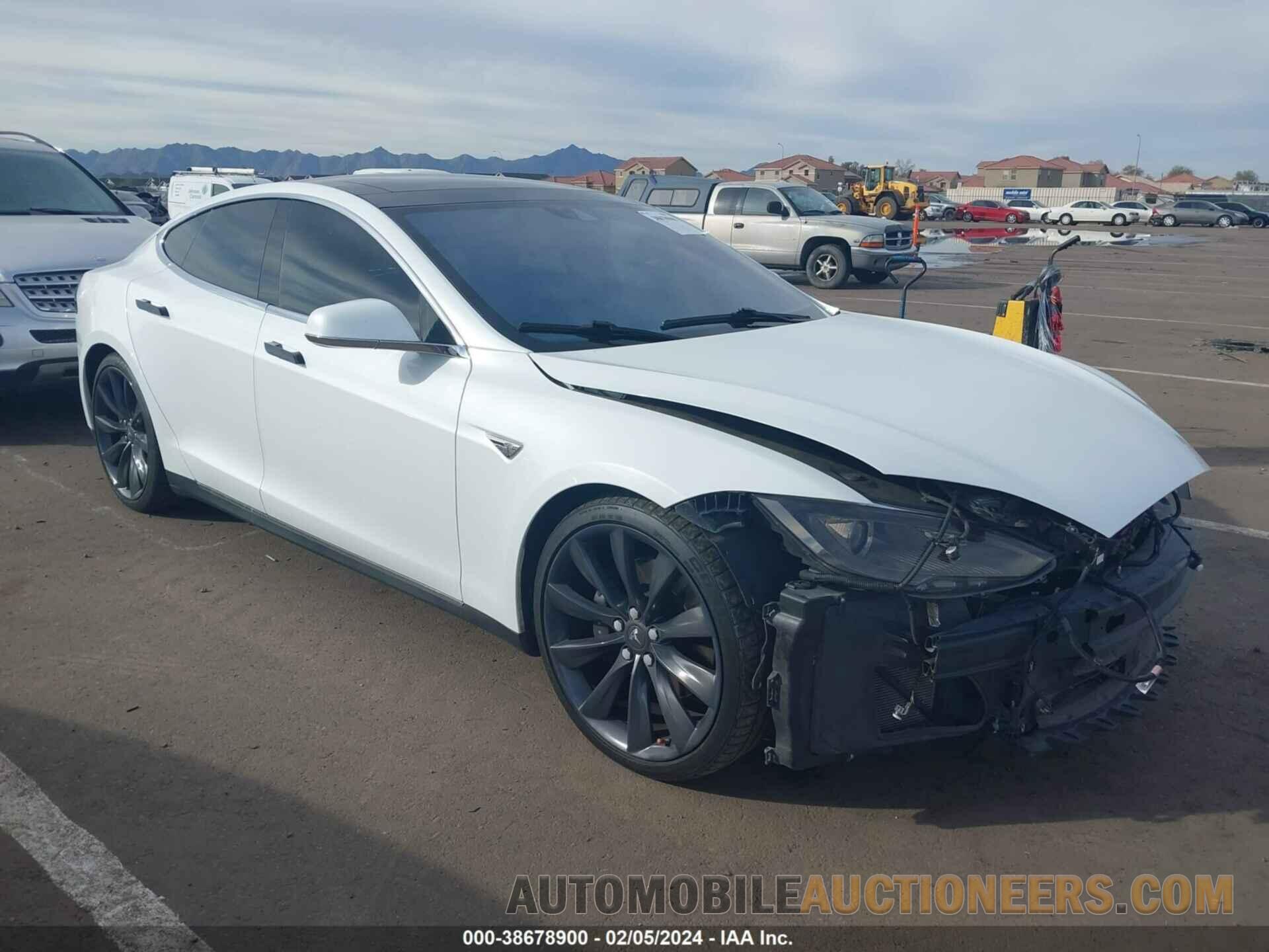 5YJSA1E28GF129198 TESLA MODEL S 2016