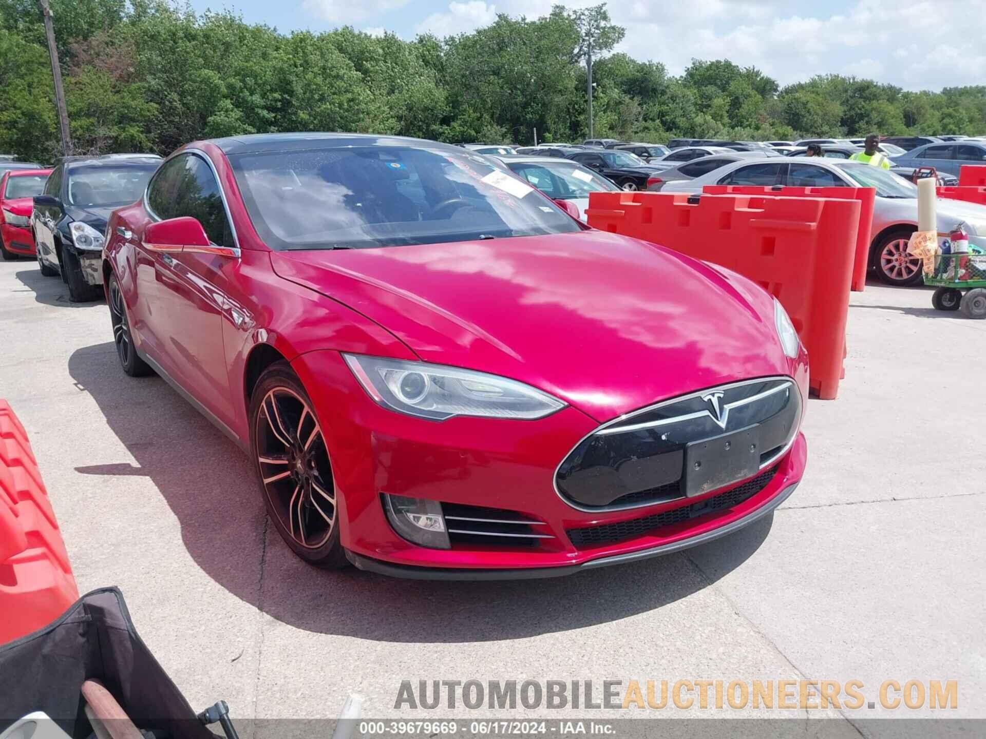 5YJSA1E28GF130674 TESLA MODEL S 2016