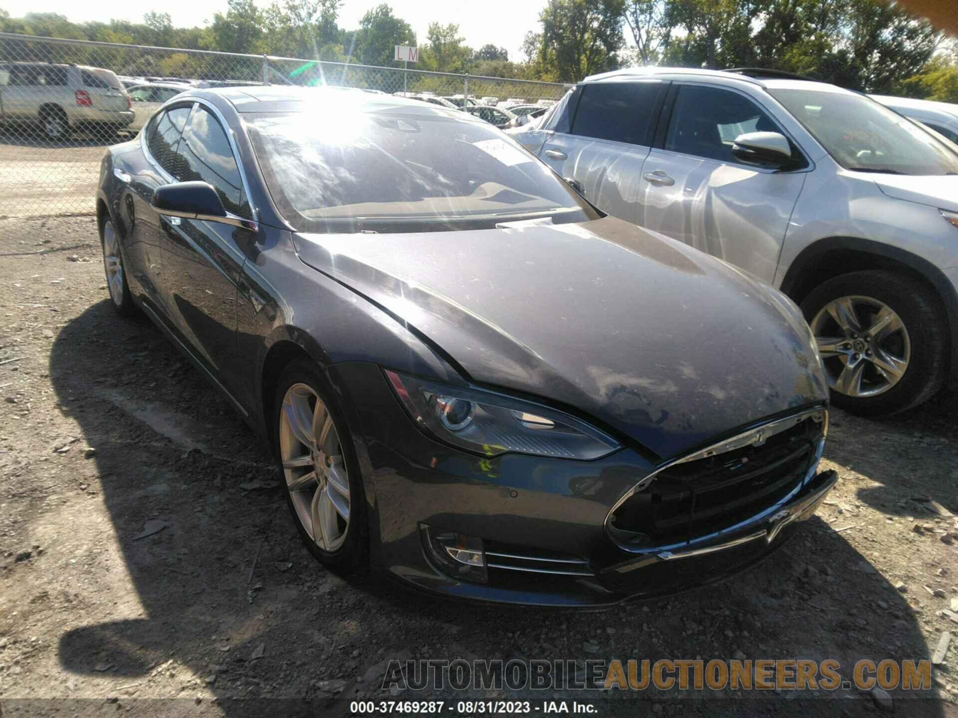 5YJSA1E28GF131503 TESLA MODEL S 2016