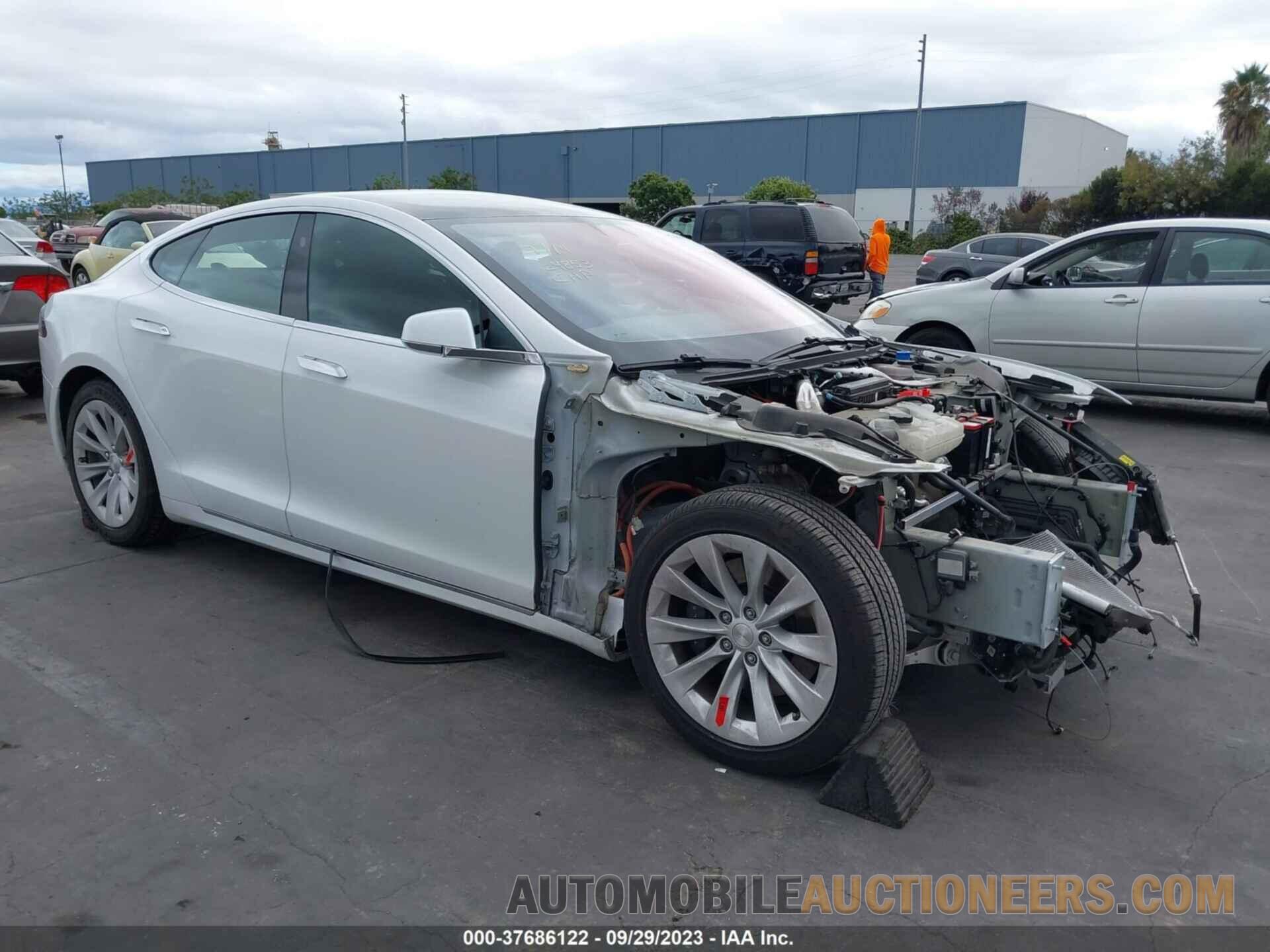 5YJSA1E28HF192450 TESLA MODEL S 2017