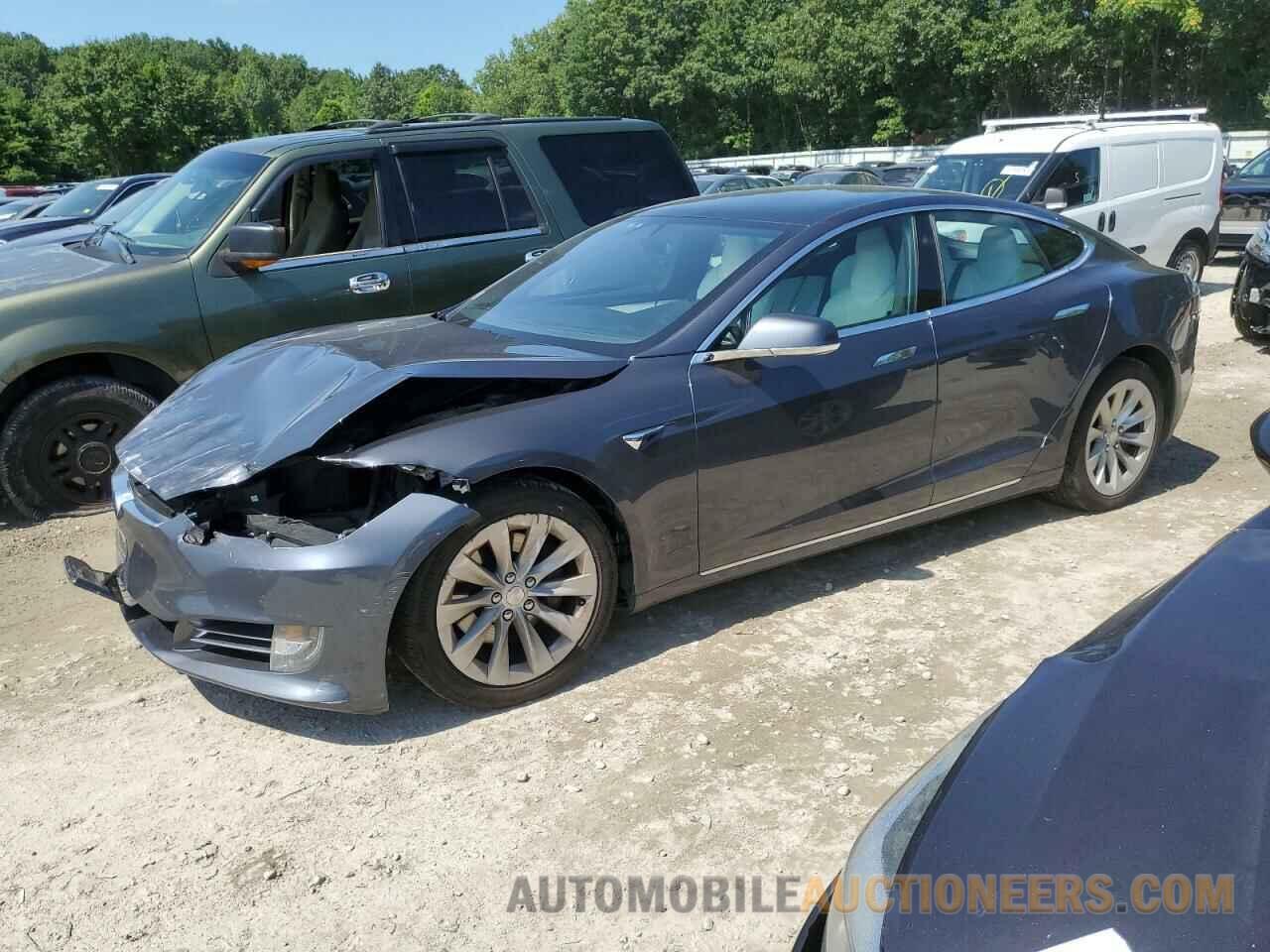 5YJSA1E28JF243466 TESLA MODEL S 2018