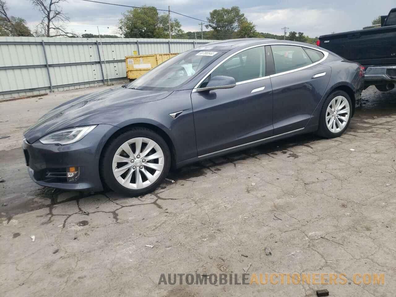 5YJSA1E28JF267847 TESLA MODEL S 2018