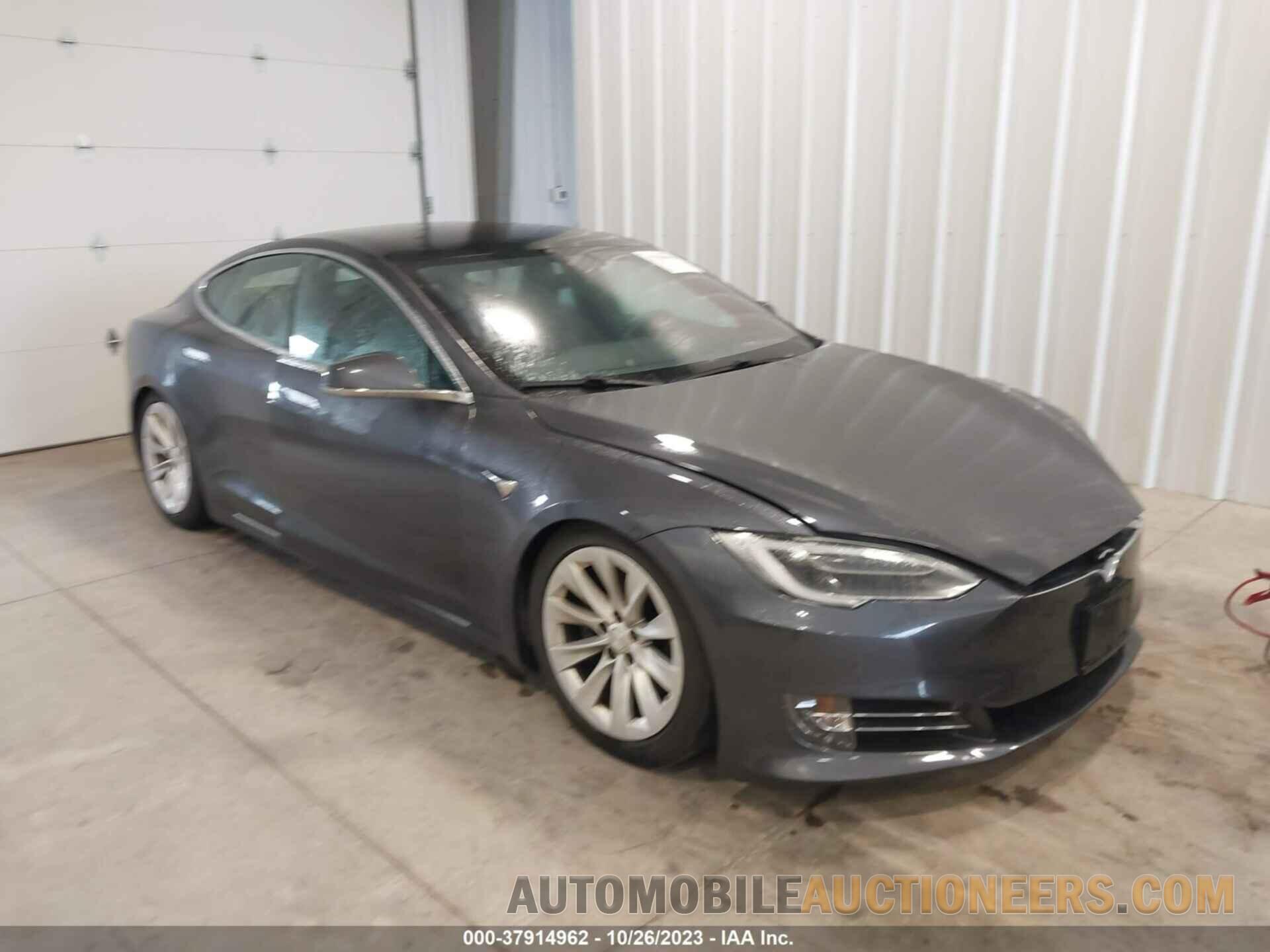 5YJSA1E28JF271493 TESLA MODEL S 2018