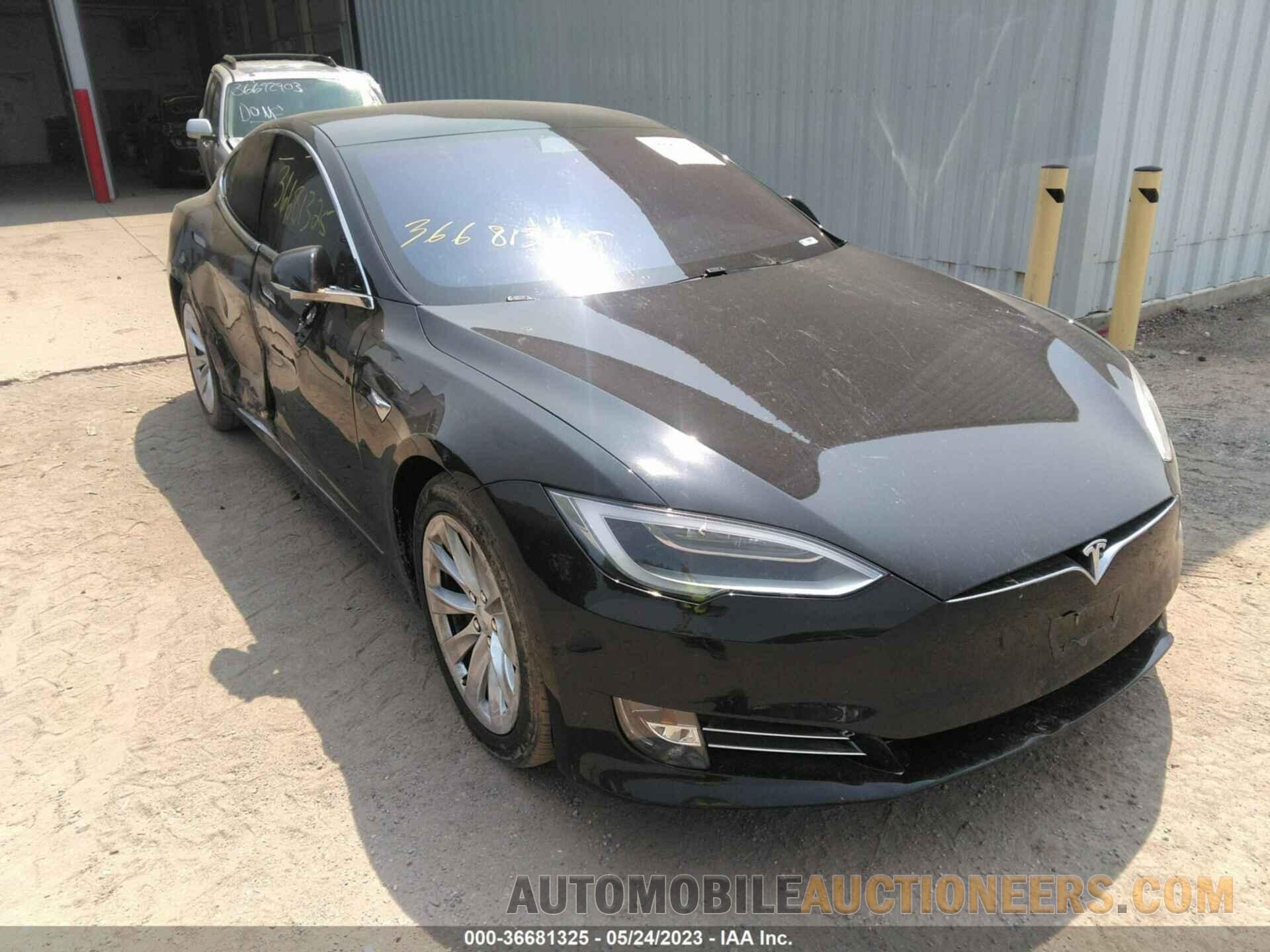 5YJSA1E28JF293963 TESLA MODEL S 2018